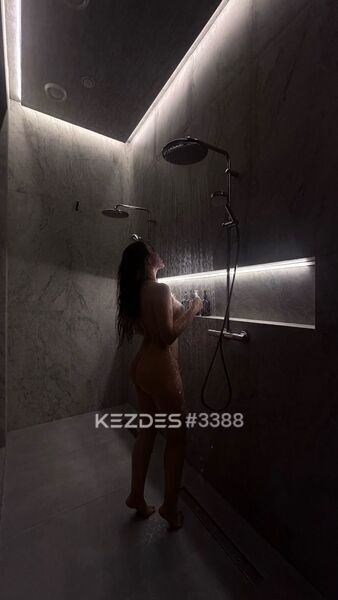 Vip Escort Astana фото — 1